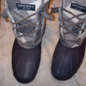 Sperry Boots NWOT